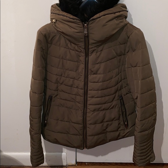 zara green puffer